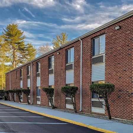 Days Inn By Wyndham Brunswick Bath Area Exterior photo